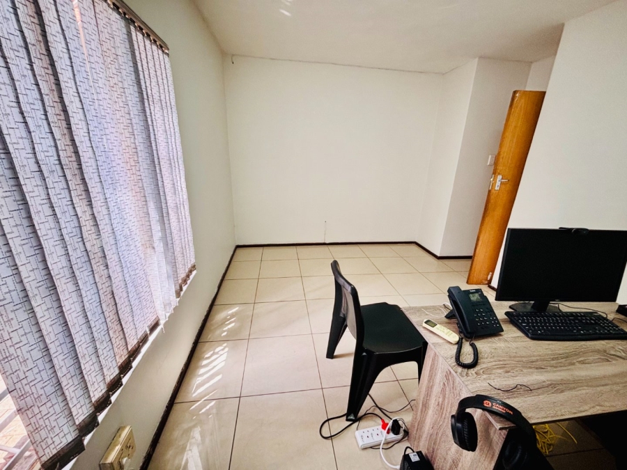 Commercial Property for Sale in Waverley Free State